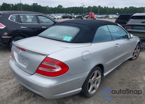 2005 Mercedes-Benz Clk 500 z USA, uszkodzony, nr VIN WDBTK75G35T044259